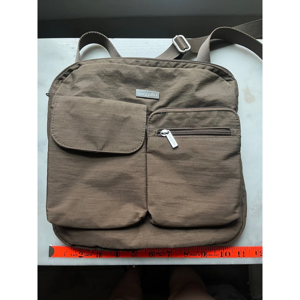 Baggallini green Nylon Crossbody Travel Bag Functional  Neutral Multi-Pocket - Picture 6 of 12